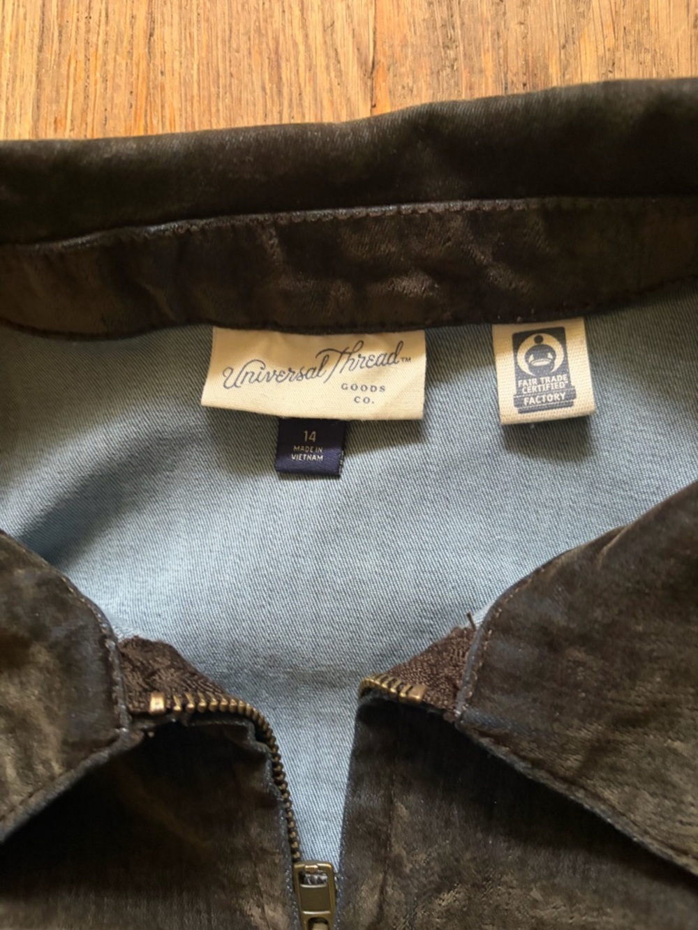 Short-Sleeve Gray Velvet Jean Jumpsuit - Picture 16 of 16